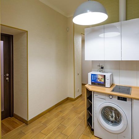 Apartment On Svobody Avenue 25 Lviv Exterior foto