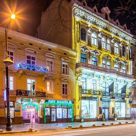 Apartment On Svobody Avenue 25 Lviv Exterior foto