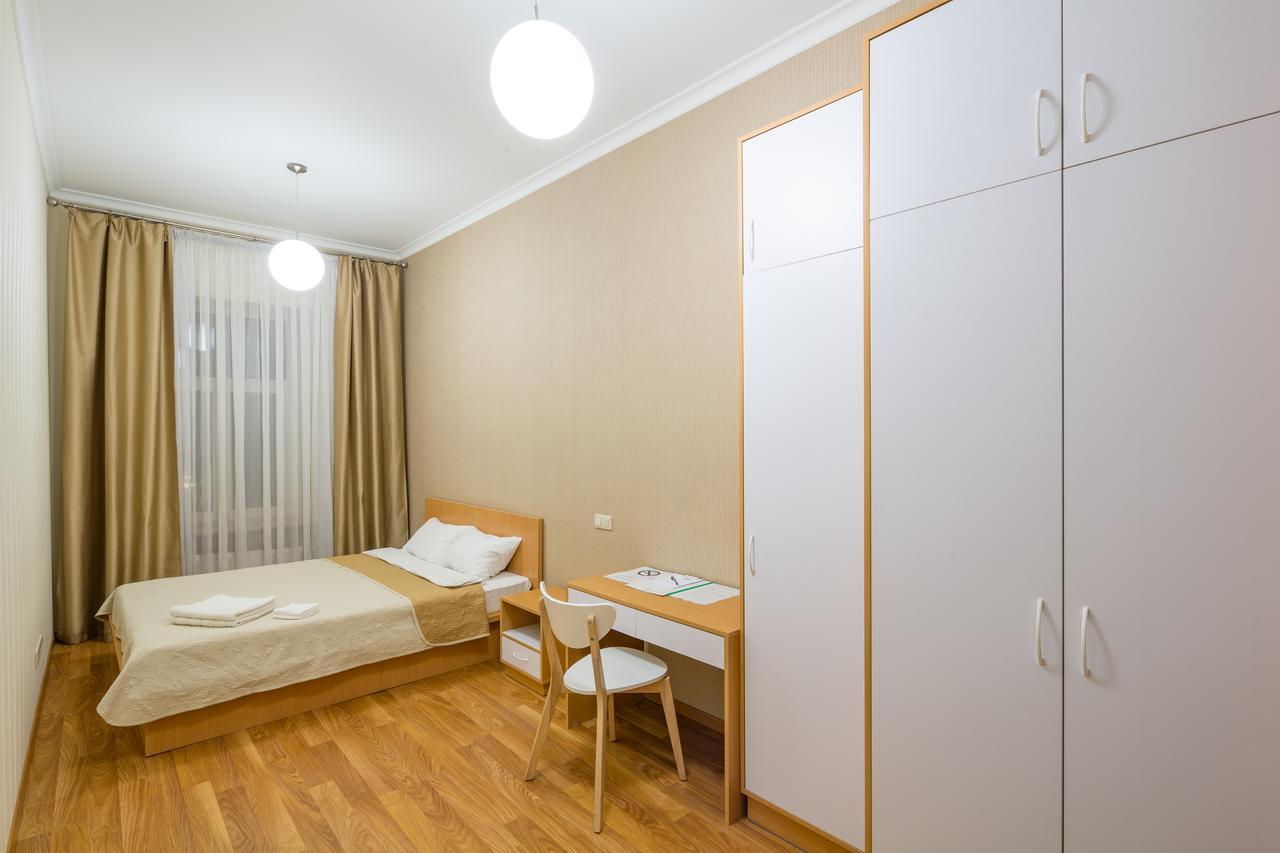 Apartment On Svobody Avenue 25 Lviv Exterior foto